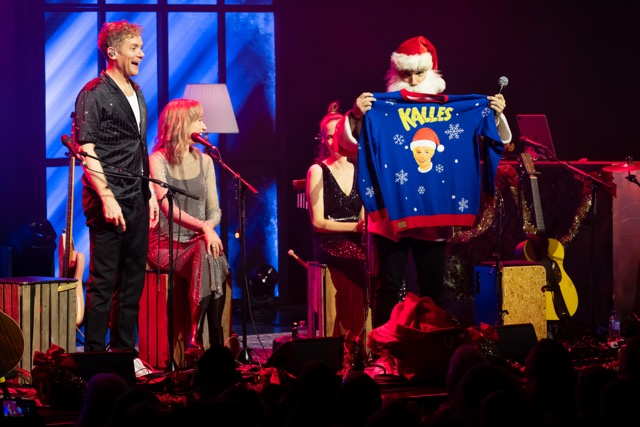 Featured image for “Christmas Unplugged!”